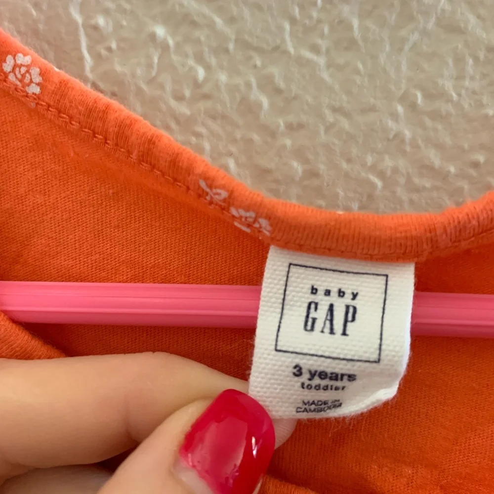 GAP •‎ 3T Flutter Sleeve Dress